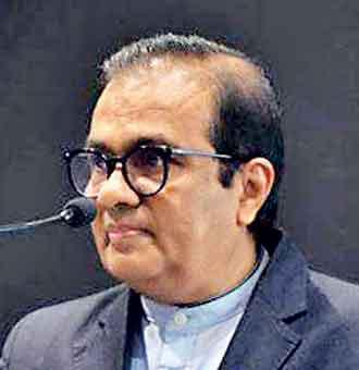 Dr. Mothilal De Silva, Group Chairman of Sri Lanka Telecom - Mobitel.